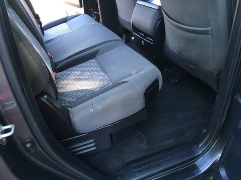 Used 2019 Toyota Tundra SR5 AWD/4WD image 28
