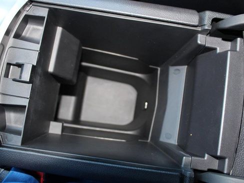 Used 2024 Ford Edge SEL image 40