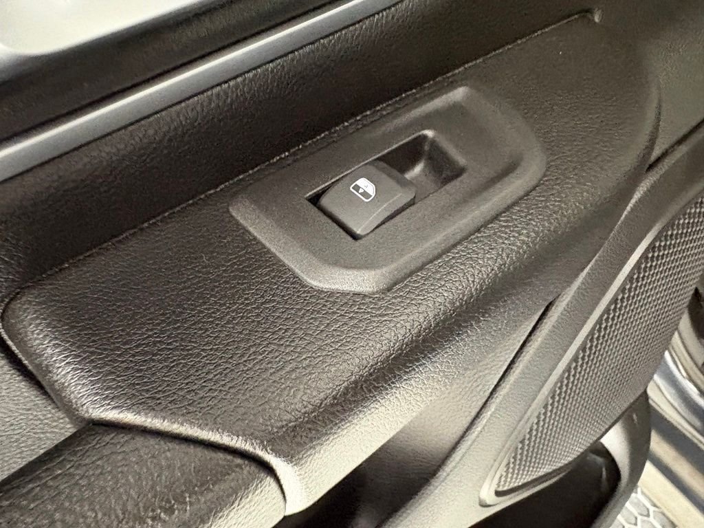 Used 2025 RAM 1500 Big Horn AWD/4WD image 37