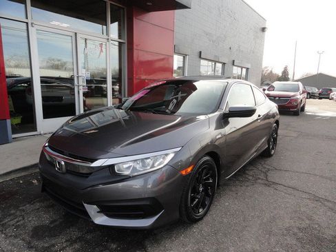 Used 2018 Honda Civic LX-P image 2