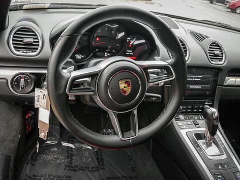 Used 2021 Porsche 718 Cayman image 18