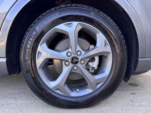 Used 2024 Ford Escape ST-Line image 25