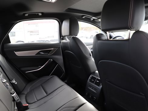 New 2024 Jaguar XF R-Dynamic SE image 10