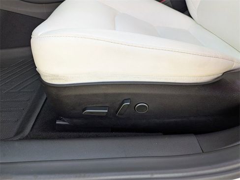 Used 2022 Tesla Model 3 Performance image 20