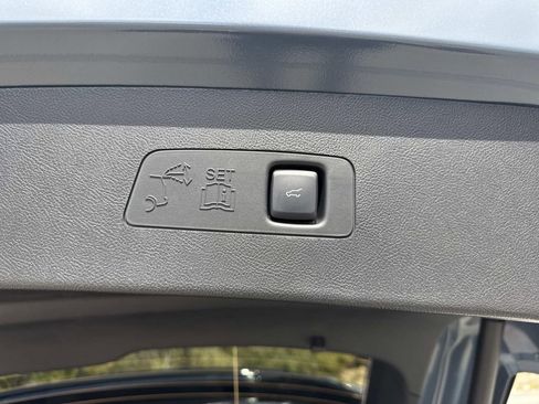 New 2026 Lincoln Corsair Grand Touring image 12