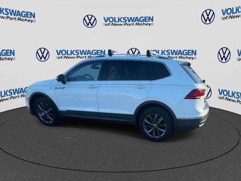 Used 2024 Volkswagen Tiguan SE AWD/4WD image 5