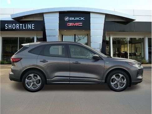 Used 2024 Ford Escape ST-Line w/ Tech Pack #1 FWD image 2