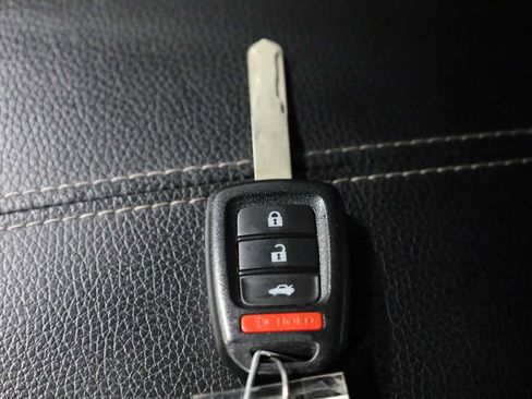 Used 2016 Honda Accord Sport image 40