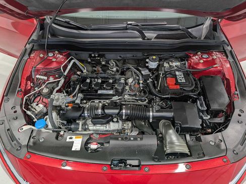 Used 2018 Honda Accord LX image 13