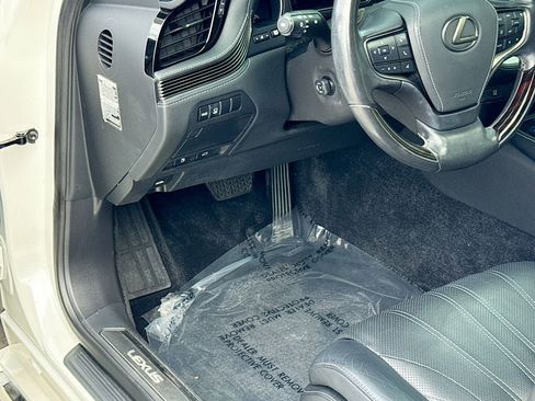 Used 2022 Lexus LS 500 w/ Interior Upgrade Package image 18
