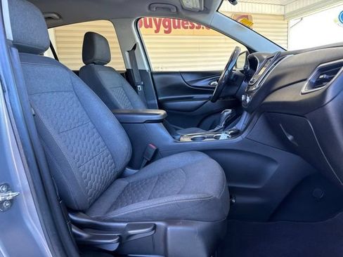 Used 2019 Chevrolet Equinox LT FWD image 23
