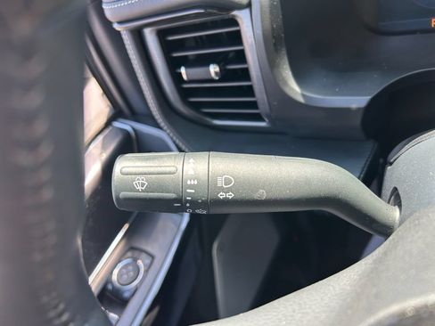 Used 2025 Ford F150 Lightning Platinum AWD/4WD image 18