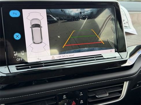 New 2026 Volkswagen Atlas SE image 14