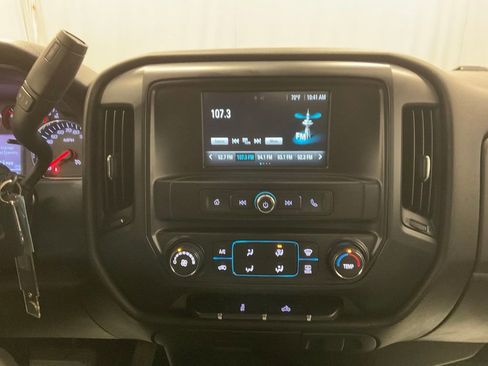 Used 2016 Chevrolet Silverado 1500 Custom w/ Custom Convenience Package AWD/4WD image 23