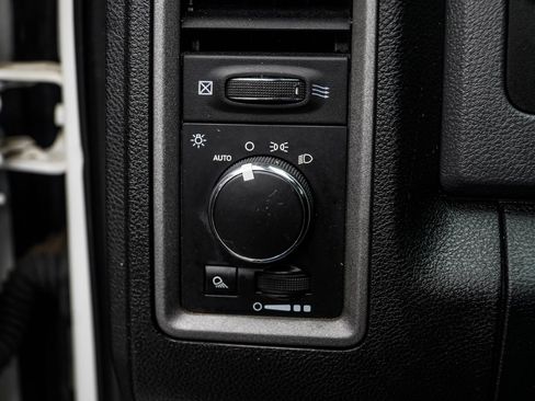 Used 2015 RAM 1500 Tradesman w/ Popular Equipment Group RWD image 21