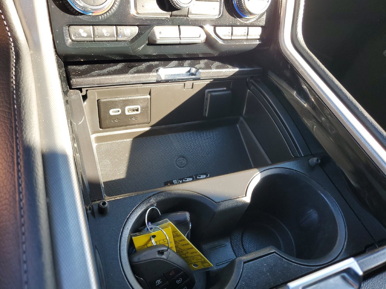 Used 2023 GMC Yukon Denali RWD image 23