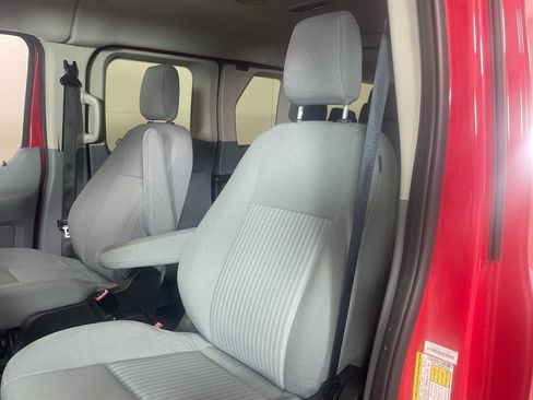 Used 2015 Ford Transit 150 XLT image 24