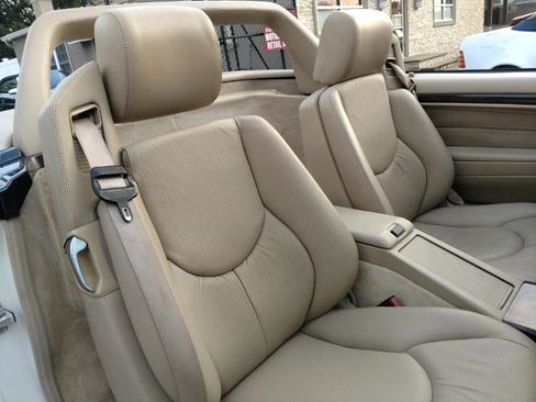 Used 1997 Mercedes-Benz SL 320 image 10