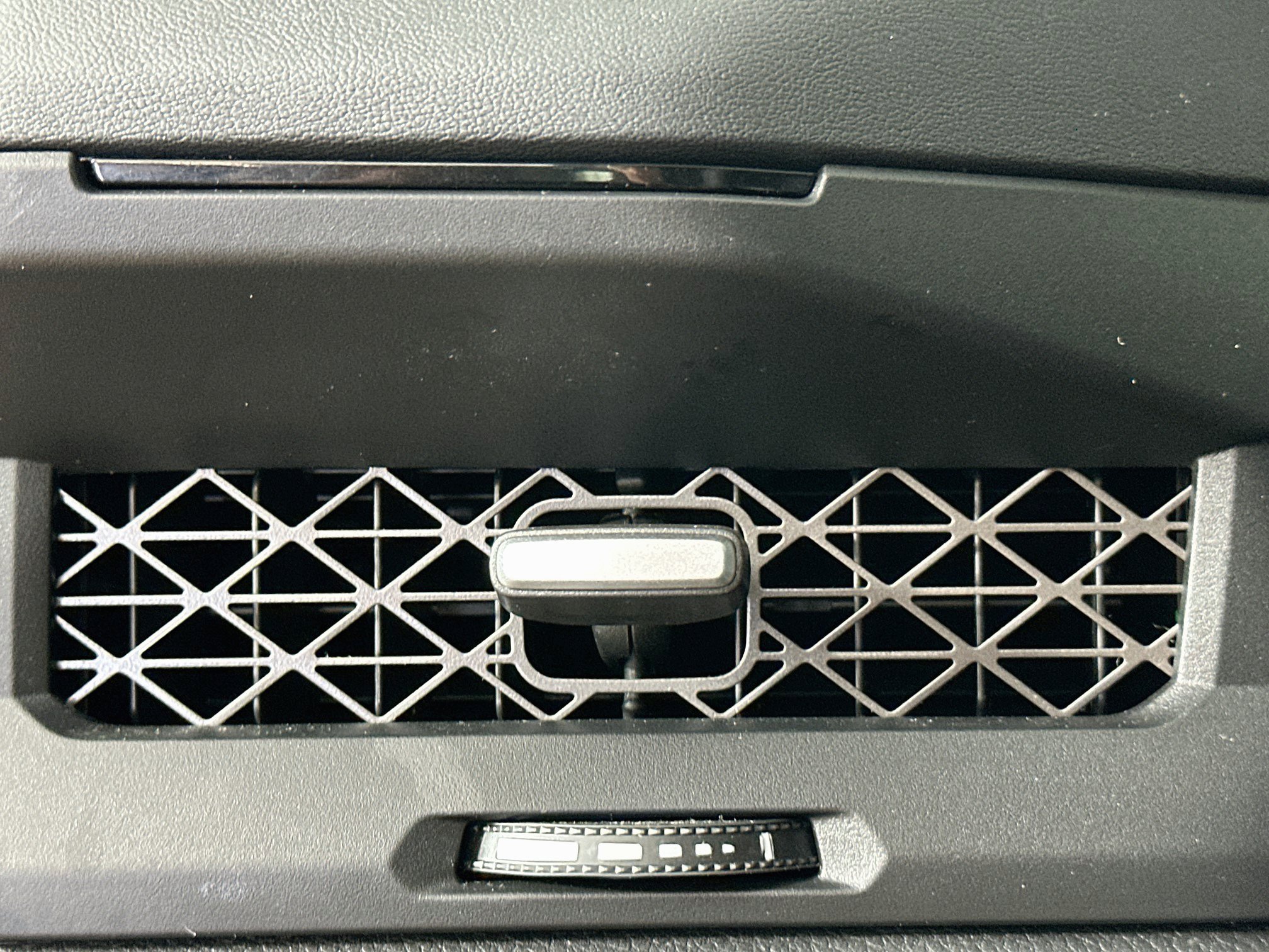 Used 2025 Honda Accord SE image 17