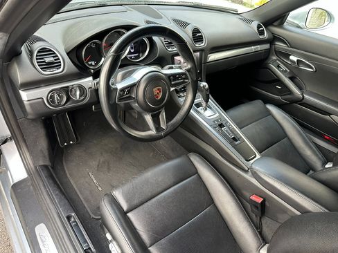 Used 2017 Porsche 718 Boxster S image 22