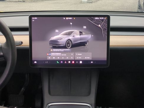 Used 2023 Tesla Model Y Long Range image 19