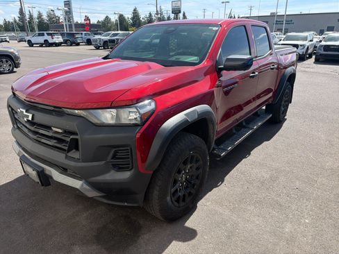 Used 2025 Chevrolet Colorado Trail Boss AWD/4WD image 1