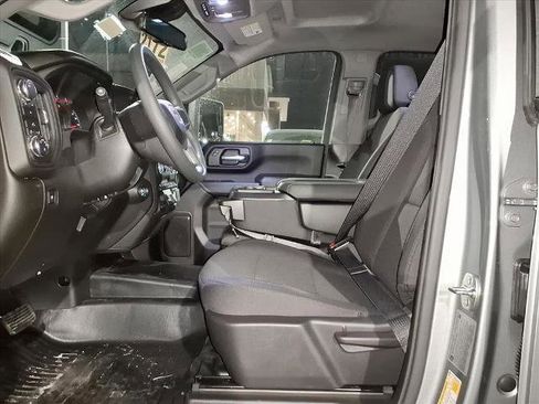 New 2026 GMC Sierra 2500 Pro w/ Convenience Package image 18