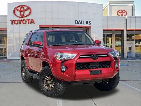 Used 2023 Toyota 4Runner SR5 Premium w/ Moonroof Package RWD image 1