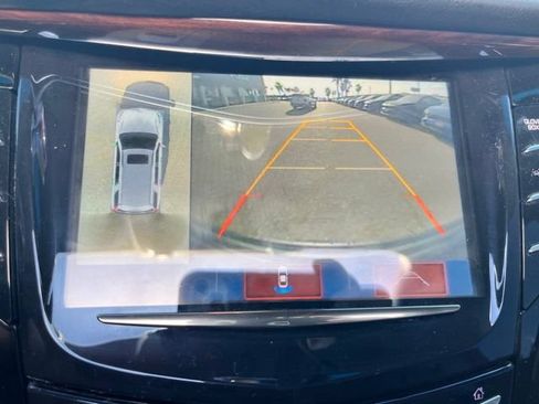 Used 2019 Cadillac Escalade Luxury RWD image 13