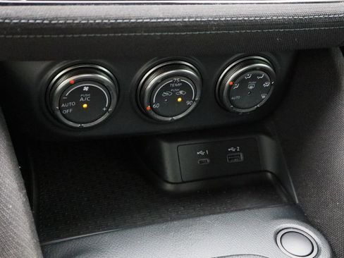 Used 2023 Nissan Z Sport w/ Floor Mat Package image 17