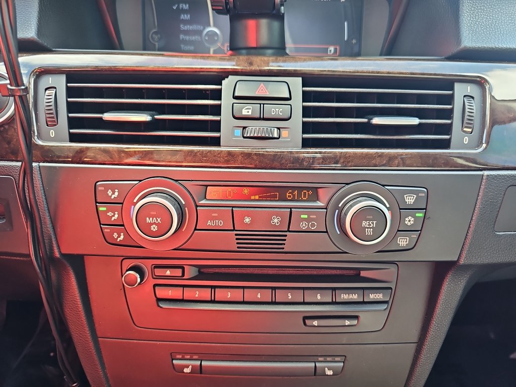 Used 2009 BMW 328i Sedan RWD image 23