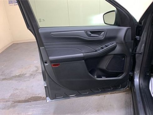 Certified 2023 Ford Escape Active image 24