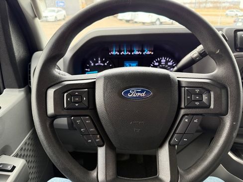 Used 2022 Ford E-350 and Econoline 350 Super Duty w/ Power Windows & Locks Group image 16