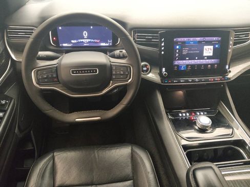 Used 2022 Jeep Wagoneer Series II image 22