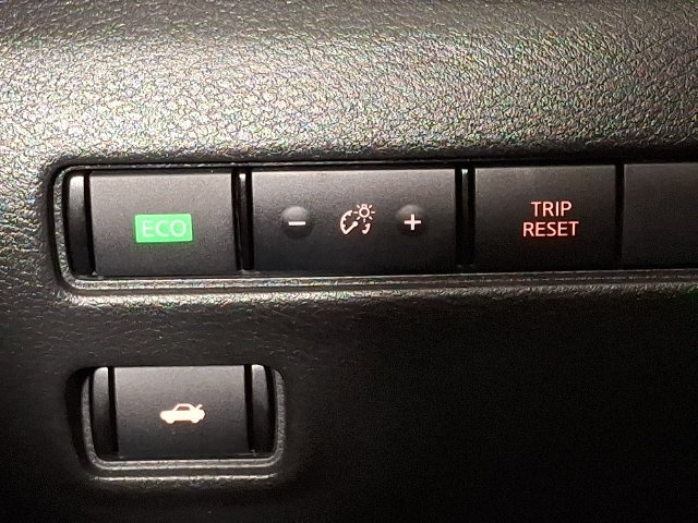 Used 2023 Nissan Sentra SV w/ All-Weather Package FWD image 24