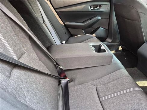 Used 2024 Honda Accord Sport image 18