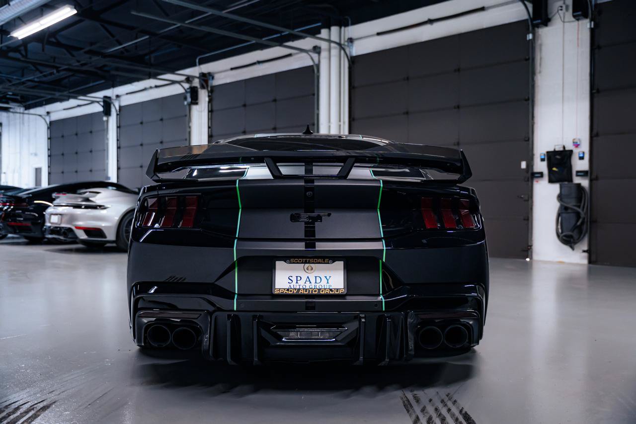 Used 2025 Ford Mustang GT RWD image 4