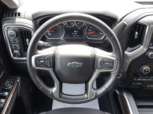 Used 2021 Chevrolet Silverado 1500 LT Trail Boss w/ Convenience Package II image 16