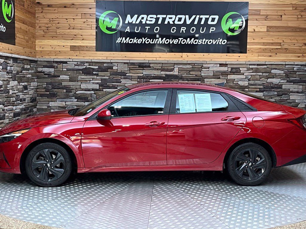 Used 2023 Hyundai Elantra SEL FWD image 18