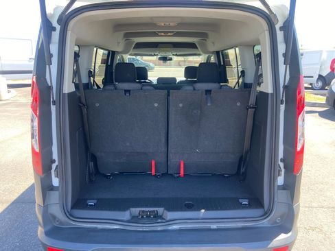 Used 2017 Ford Transit Connect XL image 16
