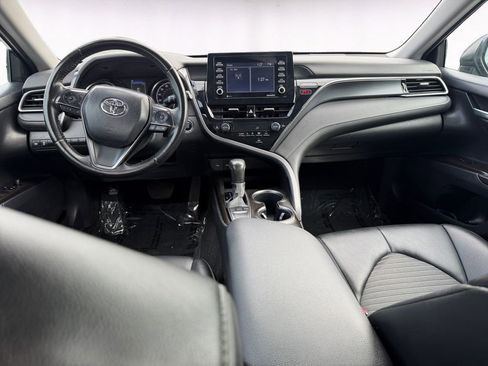 Used 2023 Toyota Camry SE w/ Convenience Package image 10