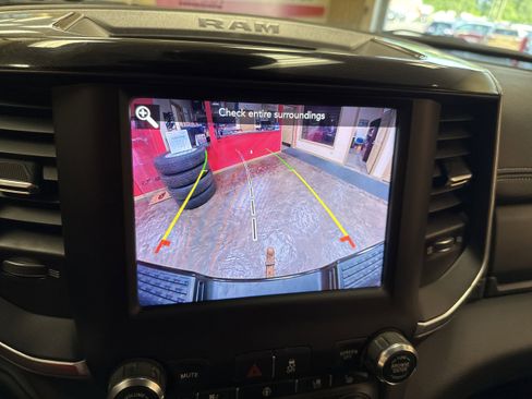 Used 2020 RAM 2500 Laramie image 32