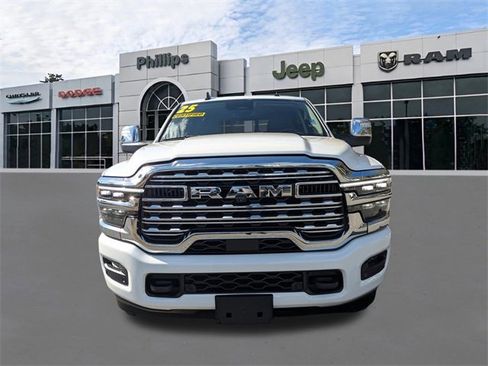 Certified 2025 RAM 2500 Limited image 8