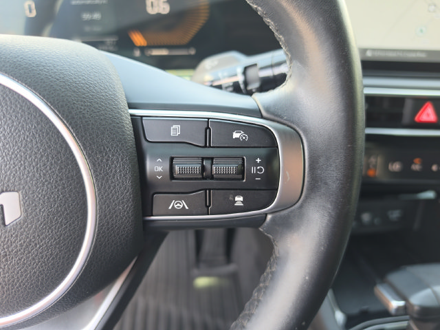 Used 2025 Kia K5 GT-Line FWD image 39