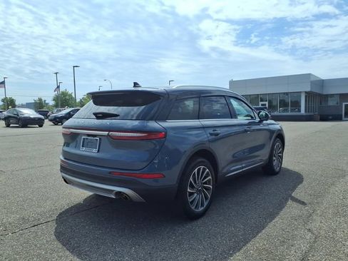 Used 2023 Lincoln Corsair Reserve w/ Equipment Group 201A AWD/4WD image 7