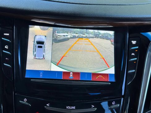 Used 2017 Cadillac Escalade Luxury AWD/4WD image 21