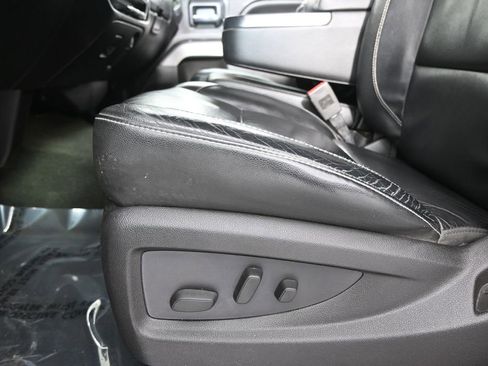 Used 2017 Chevrolet Silverado 1500 LT w/ All Star Edition image 21