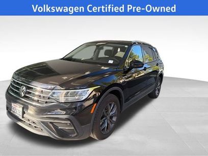 Certified 2024 Volkswagen Tiguan SE