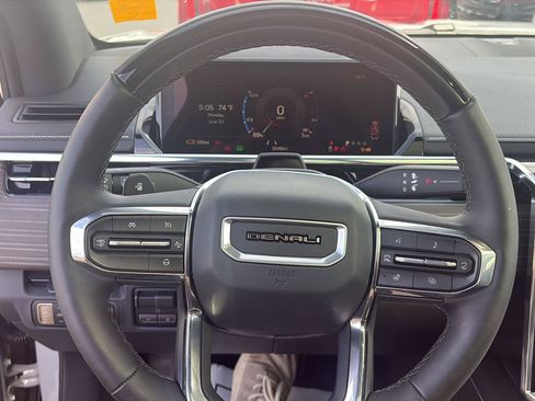 Used 2024 GMC Sierra EV Denali AWD/4WD image 17
