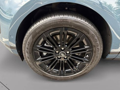 Used 2026 Land Rover Range Rover Evoque S image 19